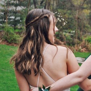 Meet your Posher, Nina